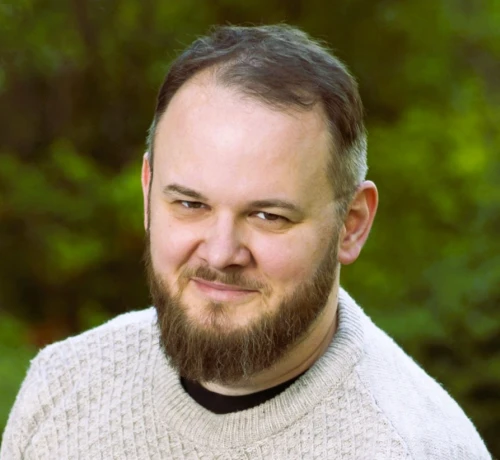 István, Head of Business Development